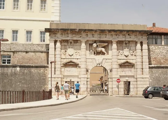 Διαμέρισμα Fjaka Ζαντάρ